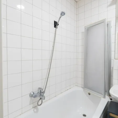 Perfect For Work Trips & Family Holidays Apartmán