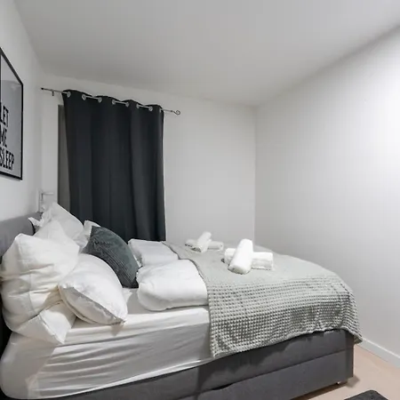 Perfect For Work Trips & Family Holidays *