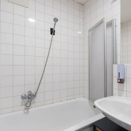 Perfect For Work Trips & Family Holidays Apartmán *