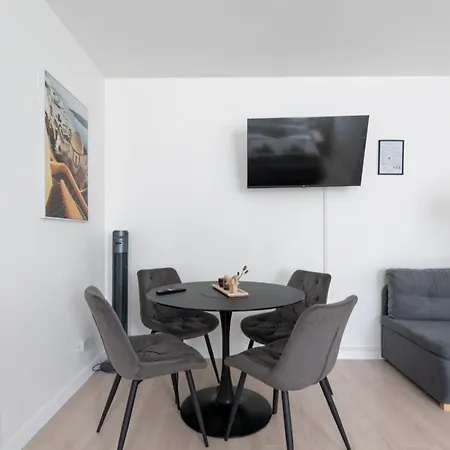 Perfect For Work Trips & Family Holidays Apartmán