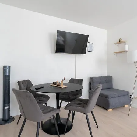 Perfect For Work Trips & Family Holidays