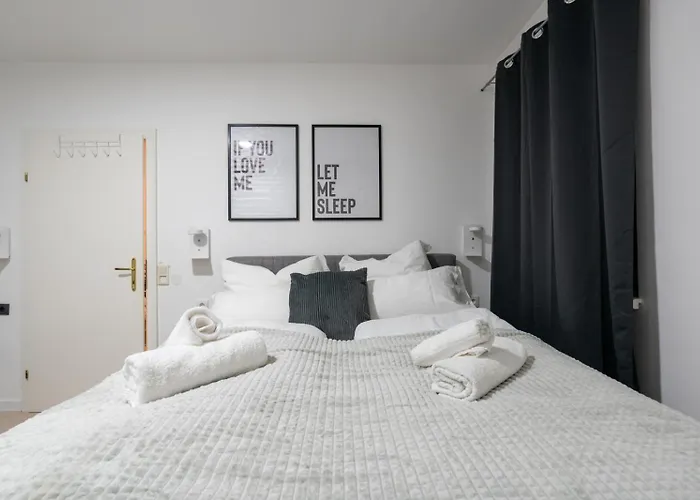 Perfect For Work Trips & Family Holidays Daire Steyr