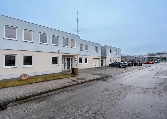 Daire Perfect For Work Trips & Family Holidays Steyr