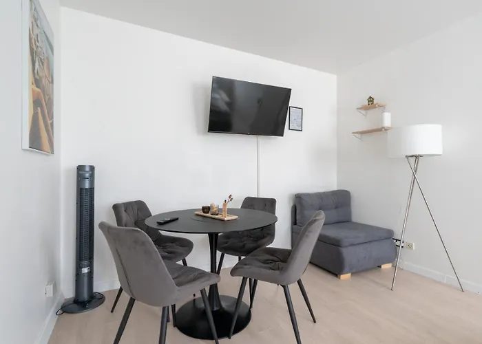 Daire Perfect For Work Trips & Family Holidays