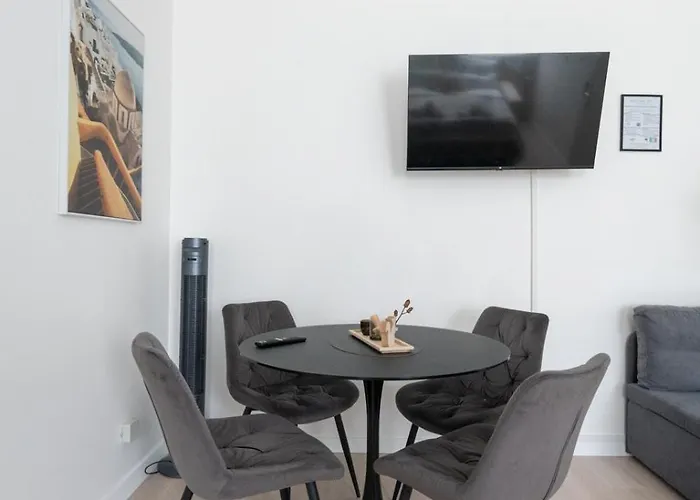 Perfect For Work Trips & Family Holidays Daire Steyr